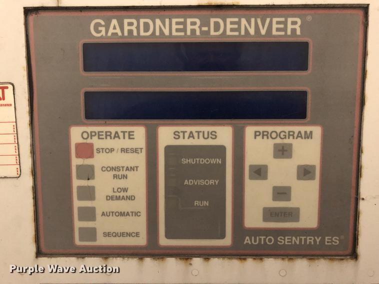 image for item DC0162 2001 Gardner Denver EAQS0F air compressor