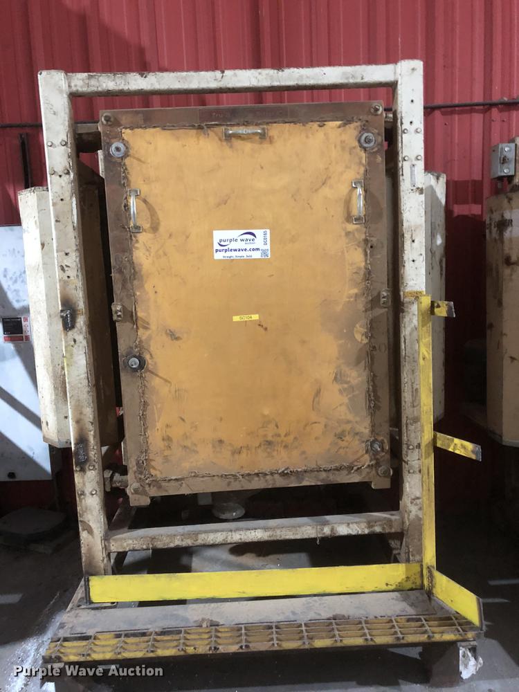 image for item DC0165 Great Western Tru-Balance sifter