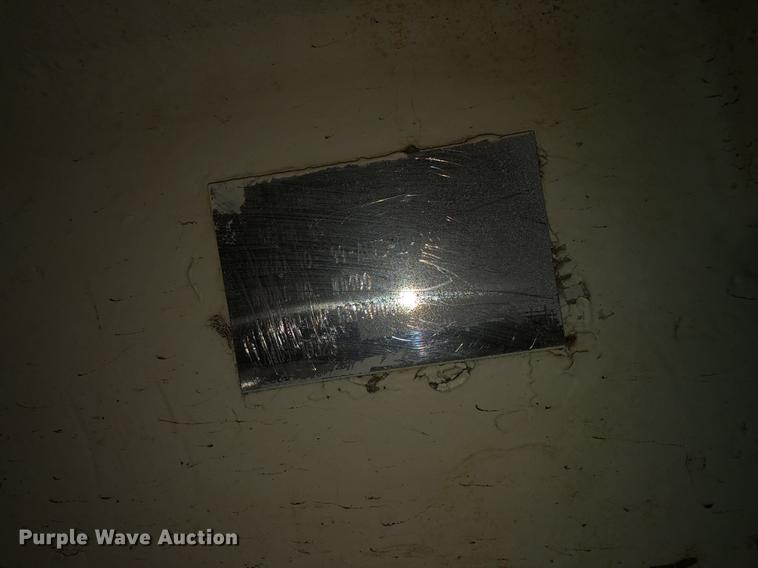 image for item DC0166 Mack MD400 air lock