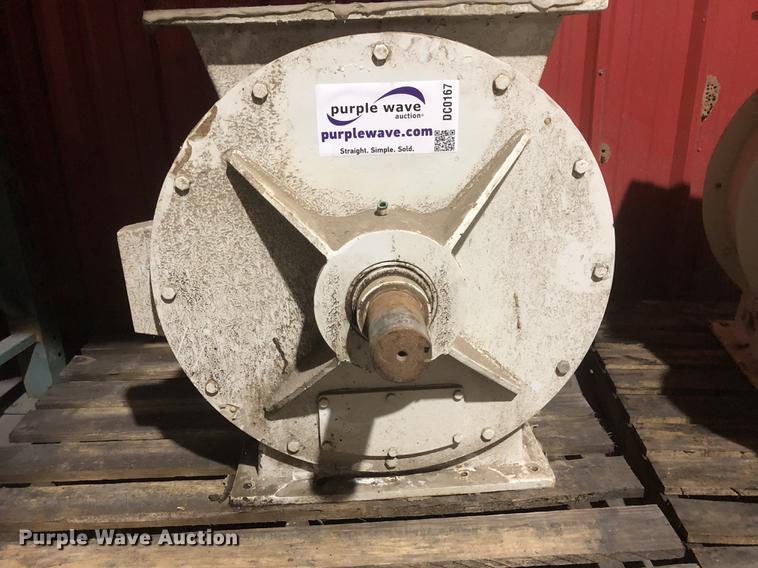 image for item DC0167 Mack MD400 air lock