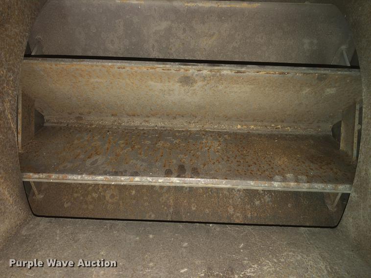 image for item DC0167 Mack MD400 air lock