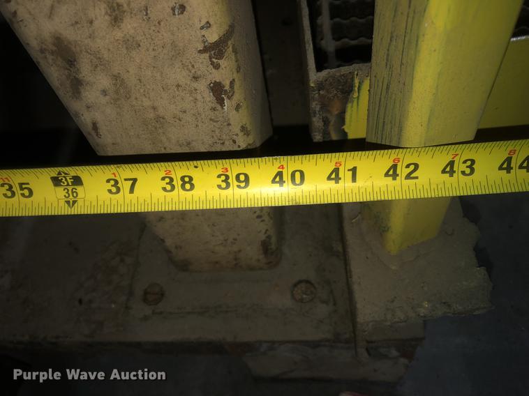 image for item DC0169 Great Western Tru-Balance sifter