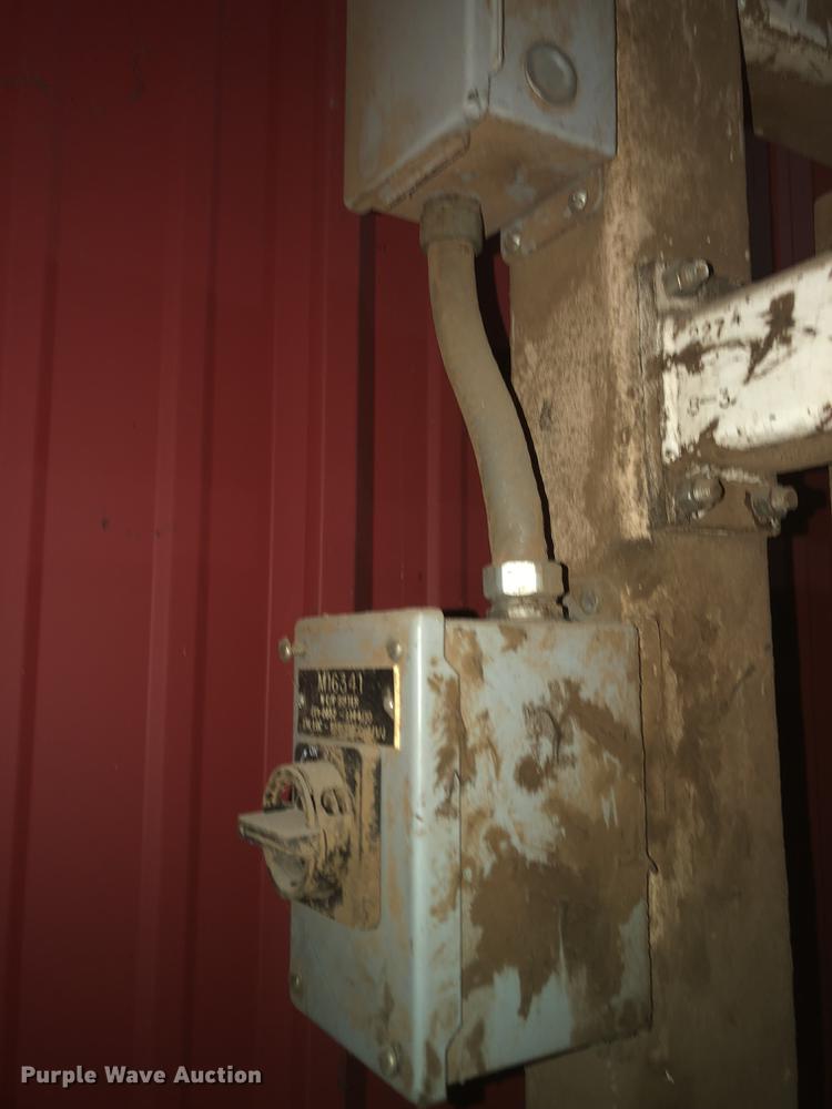 image for item DC0169 Great Western Tru-Balance sifter