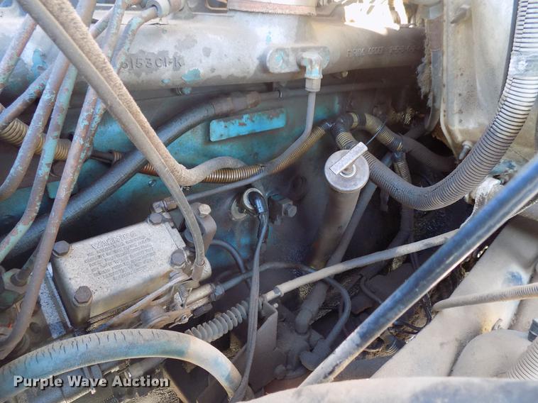 image for item DD3517 1980 International 1854 rollback truck