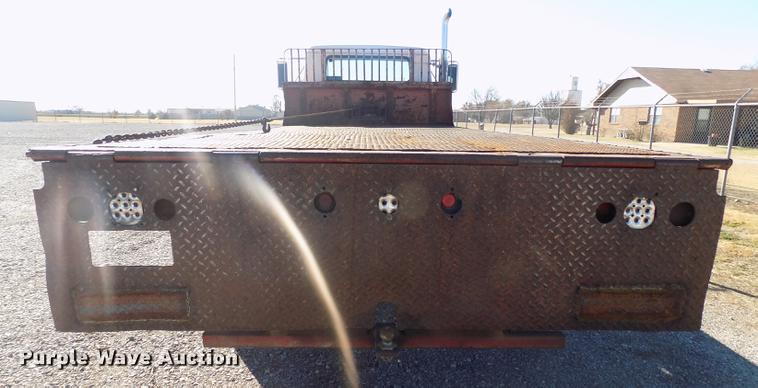 image for item DD3517 1980 International 1854 rollback truck