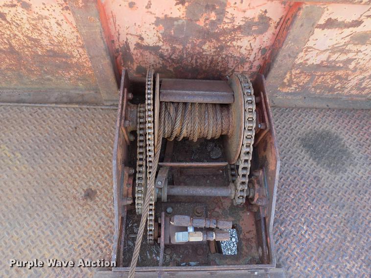 image for item DD3517 1980 International 1854 rollback truck