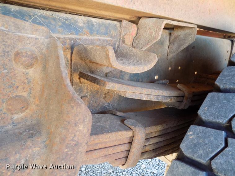 image for item DD3517 1980 International 1854 rollback truck