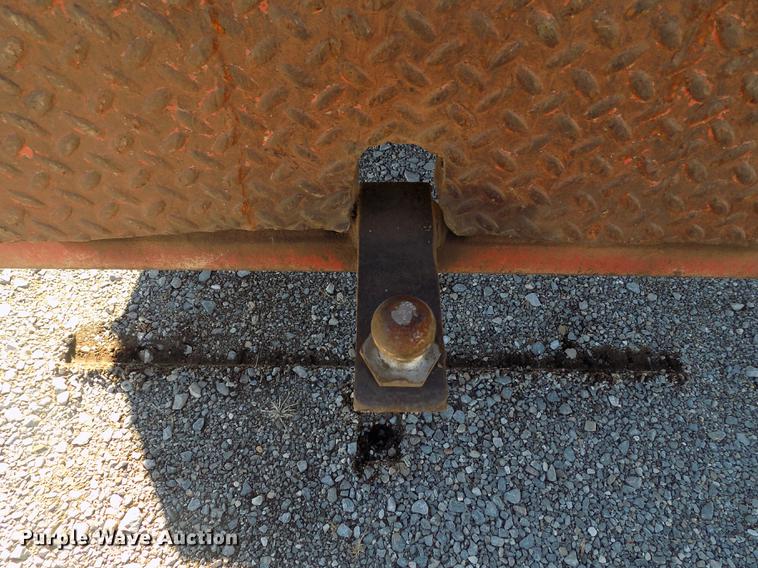 image for item DD3517 1980 International 1854 rollback truck