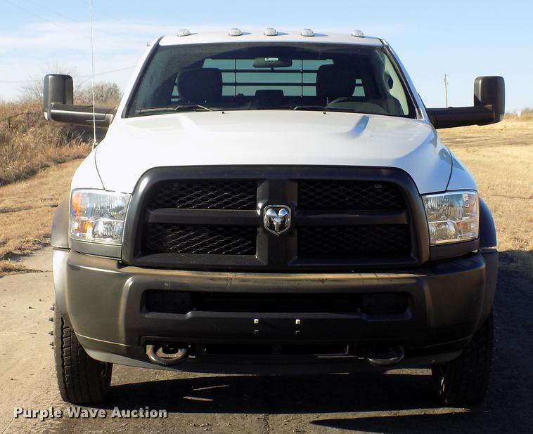 image for item DD3526 2017 Dodge Ram 5500 Crew Cab flatbed truck