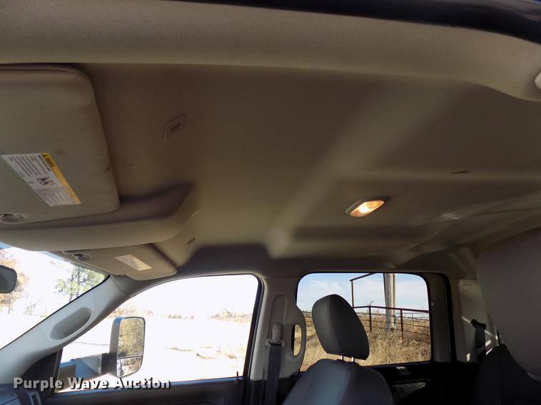 image for item DD3526 2017 Dodge Ram 5500 Crew Cab flatbed truck