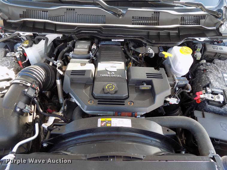 image for item DD3526 2017 Dodge Ram 5500 Crew Cab flatbed truck