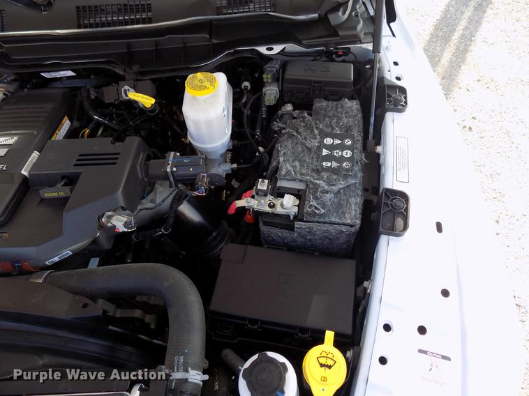 image for item DD3526 2017 Dodge Ram 5500 Crew Cab flatbed truck