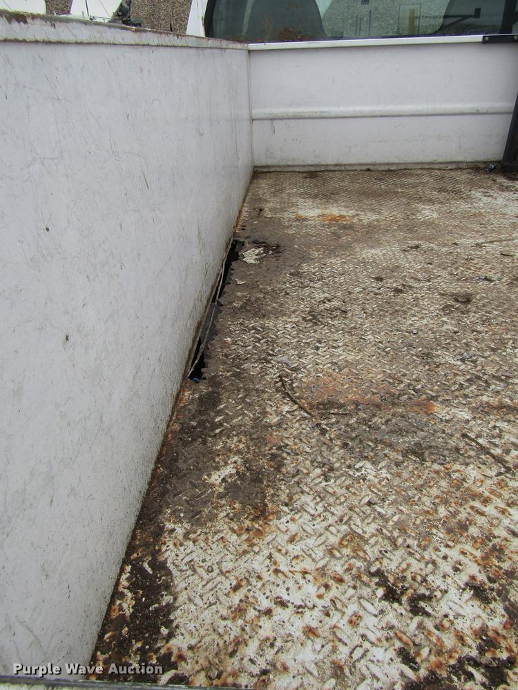 image for item DD3808 2002 Ford F250 Super Duty utility bed pickup truck