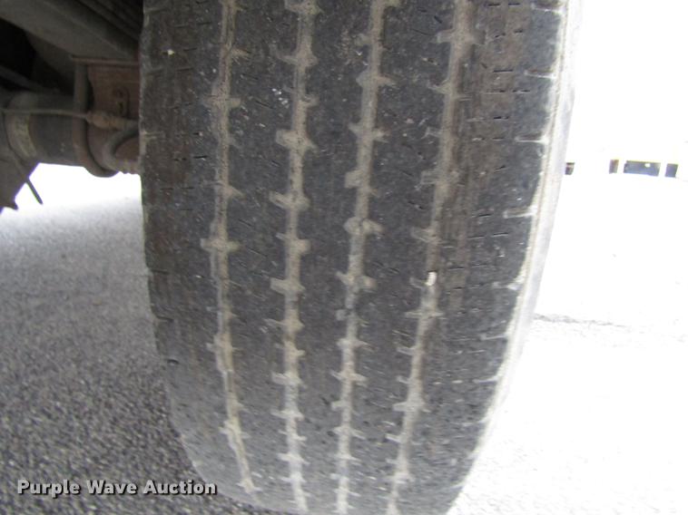 image for item DD3808 2002 Ford F250 Super Duty utility bed pickup truck