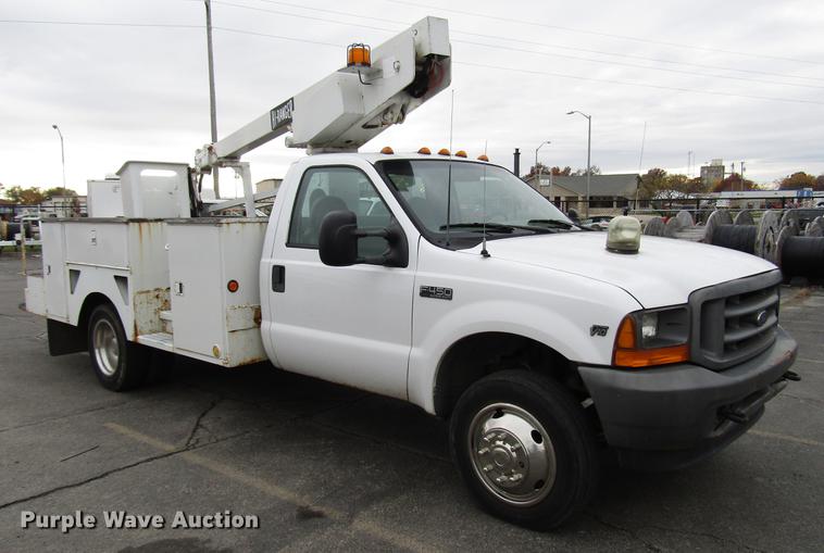 image for item DD3809 2001 Ford F450 Super Duty bucket truck