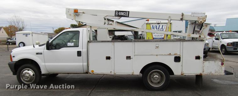 image for item DD3809 2001 Ford F450 Super Duty bucket truck