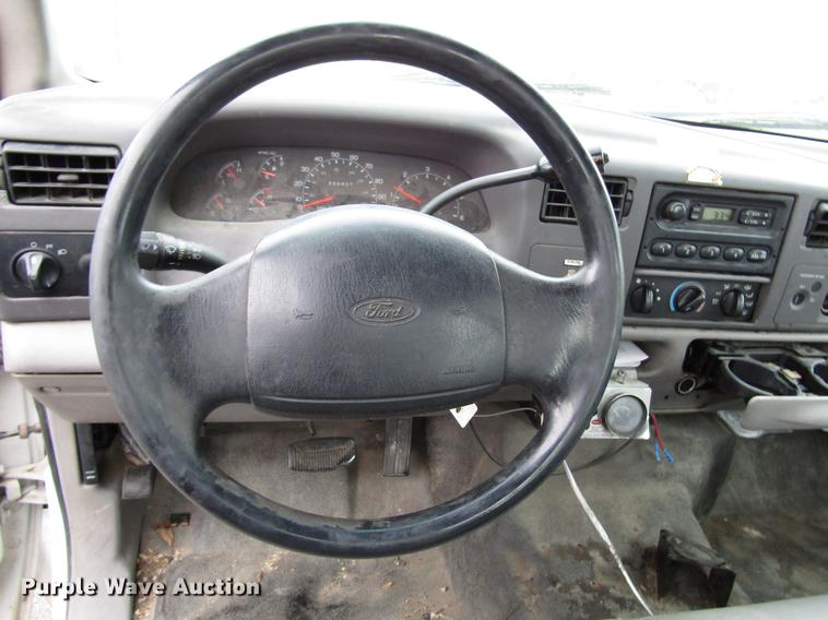 image for item DD3809 2001 Ford F450 Super Duty bucket truck