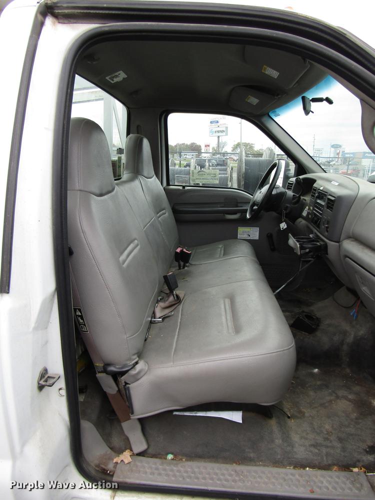 image for item DD3809 2001 Ford F450 Super Duty bucket truck