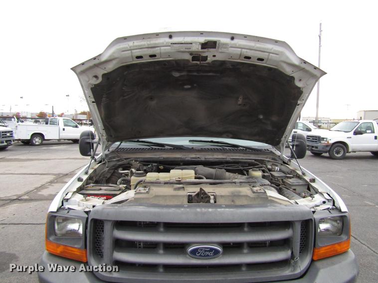 image for item DD3809 2001 Ford F450 Super Duty bucket truck