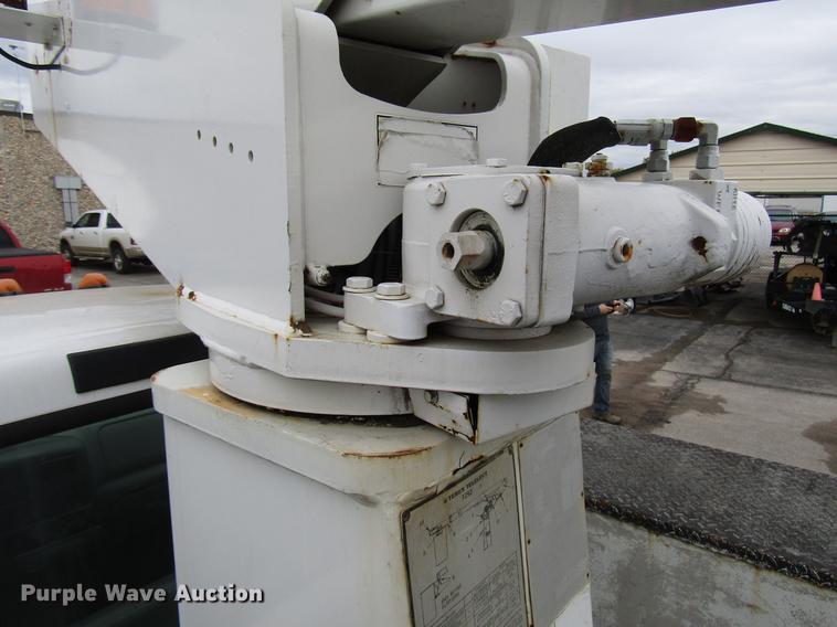 image for item DD3809 2001 Ford F450 Super Duty bucket truck