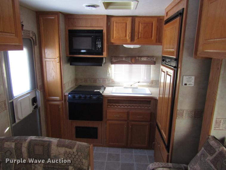 image for item DD3822 2004 Jayco 25RKS Jayflight camper