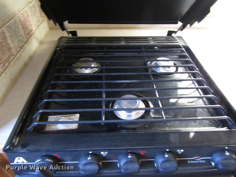 image for item DD3822 2004 Jayco 25RKS Jayflight camper