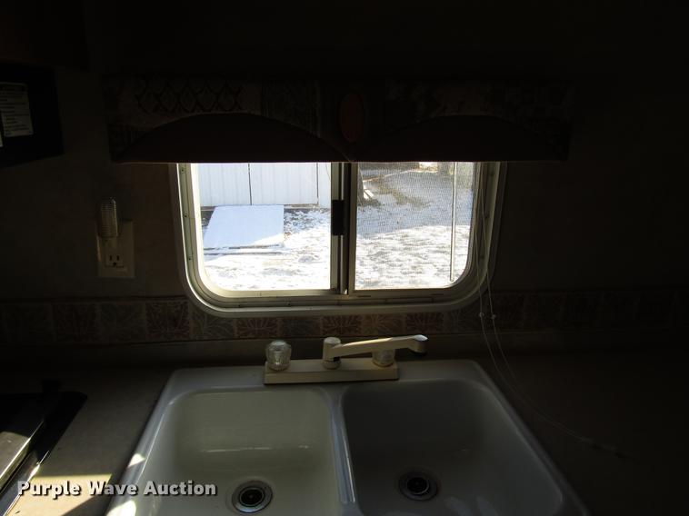 image for item DD3822 2004 Jayco 25RKS Jayflight camper