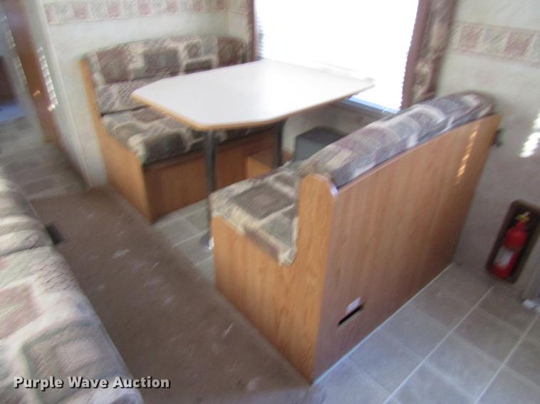 image for item DD3822 2004 Jayco 25RKS Jayflight camper