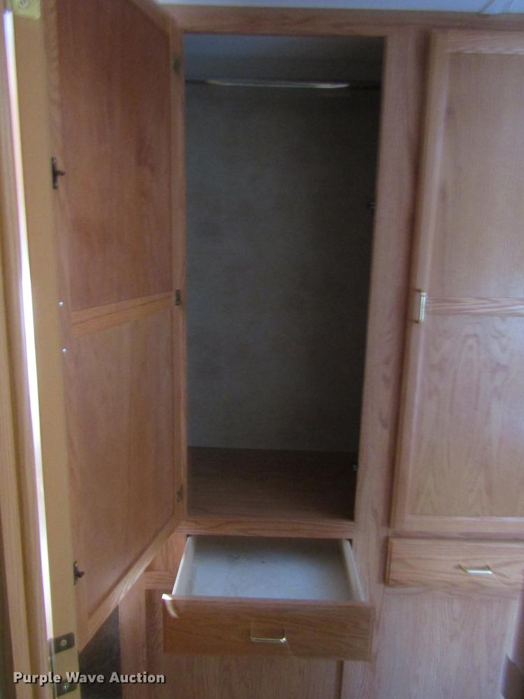 image for item DD3822 2004 Jayco 25RKS Jayflight camper