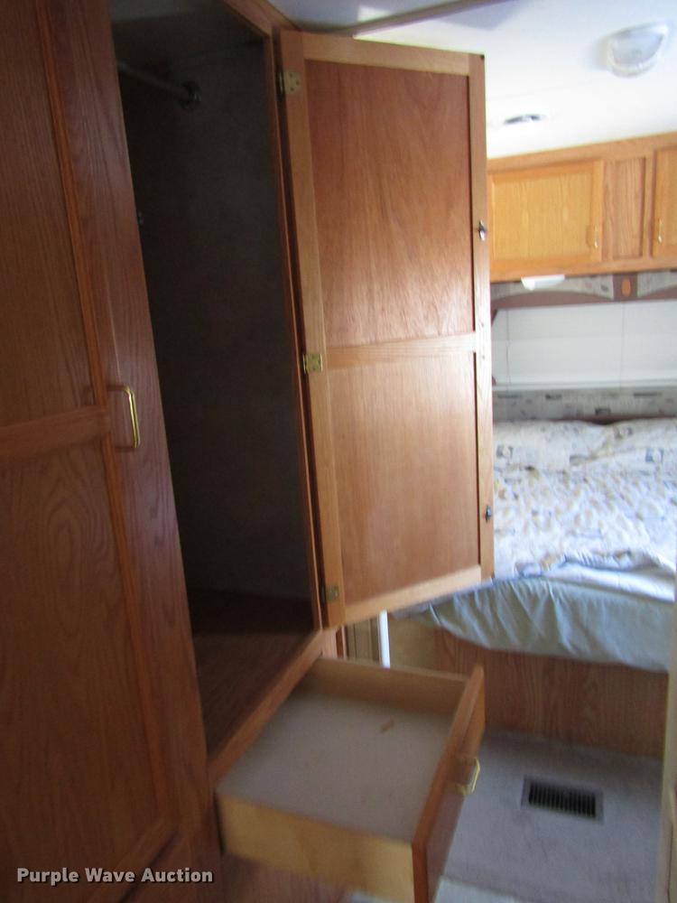 image for item DD3822 2004 Jayco 25RKS Jayflight camper