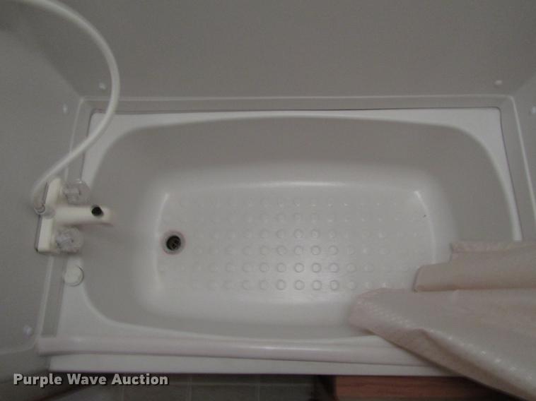 image for item DD3822 2004 Jayco 25RKS Jayflight camper