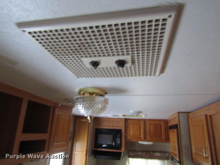 image for item DD3822 2004 Jayco 25RKS Jayflight camper