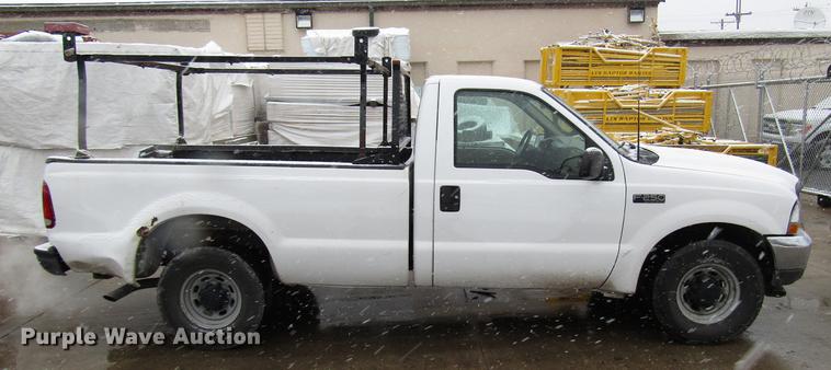 image for item DD3824 2002 Ford F250 Super Duty pickup truck