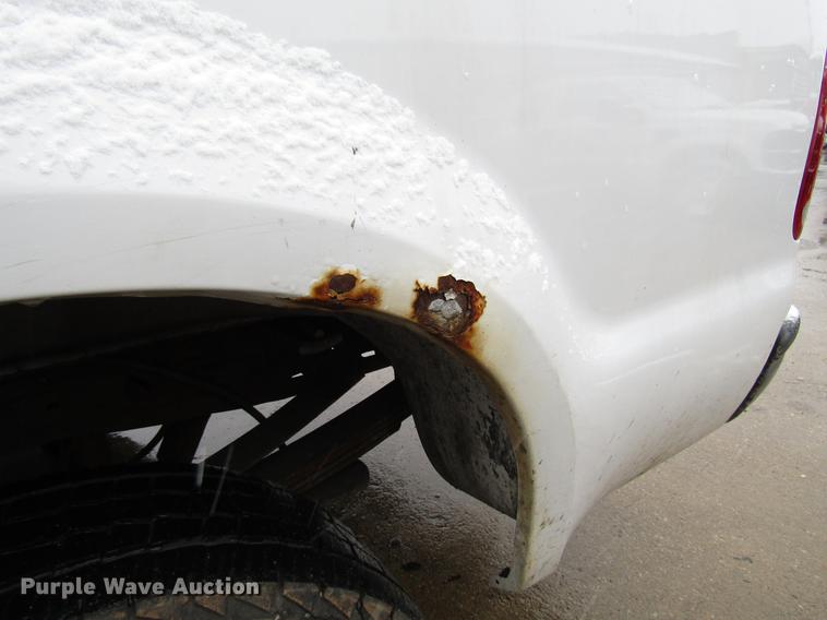 image for item DD3824 2002 Ford F250 Super Duty pickup truck