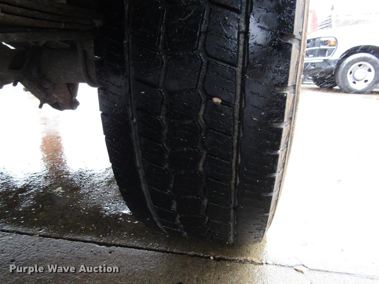 image for item DD3824 2002 Ford F250 Super Duty pickup truck