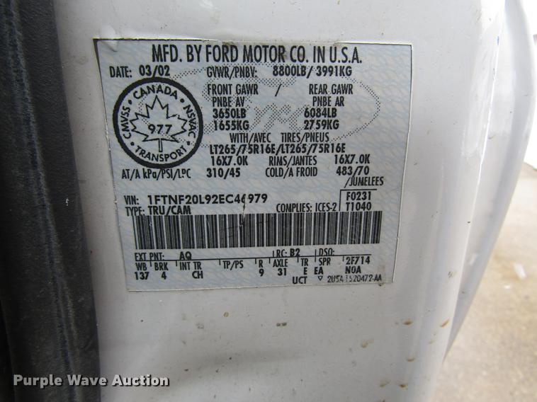 image for item DD3824 2002 Ford F250 Super Duty pickup truck