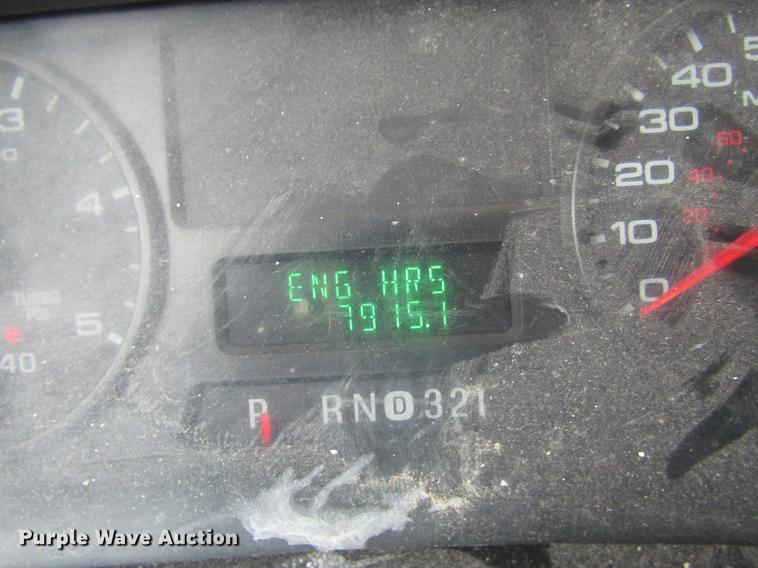 image for item DD3825 2007 Ford F350 Super Duty Crew Cab flatbed pickup truck