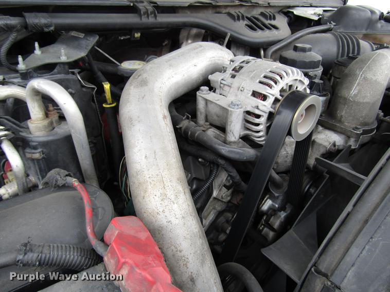 image for item DD3825 2007 Ford F350 Super Duty Crew Cab flatbed pickup truck