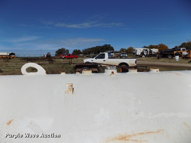 image for item DD5358 Farmers Co-Op anhydrous ammonia tank