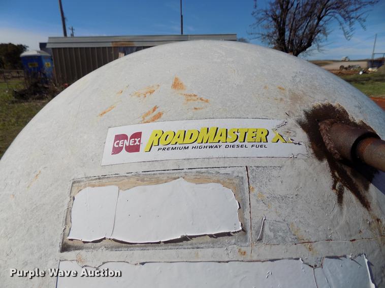 image for item DD5358 Farmers Co-Op anhydrous ammonia tank