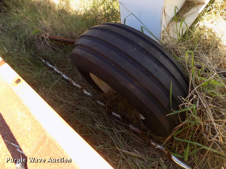 image for item DD5358 Farmers Co-Op anhydrous ammonia tank