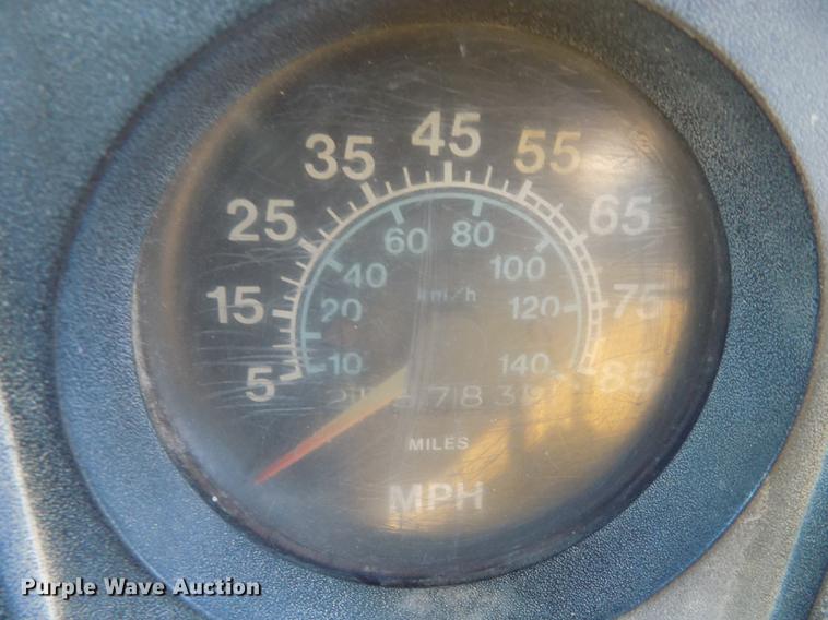 image for item DD5365 1982 International 1954 flatbed truck