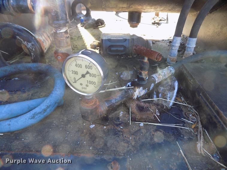 image for item DD5365 1982 International 1954 flatbed truck