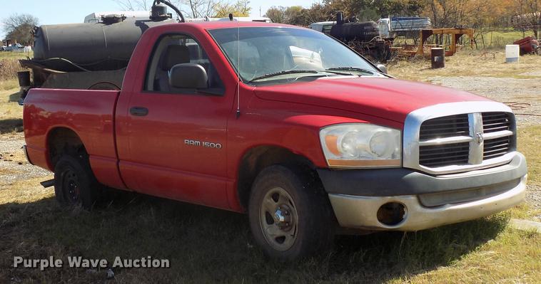 image for item DD5375 2006 Dodge Ram 1500 pickup truck
