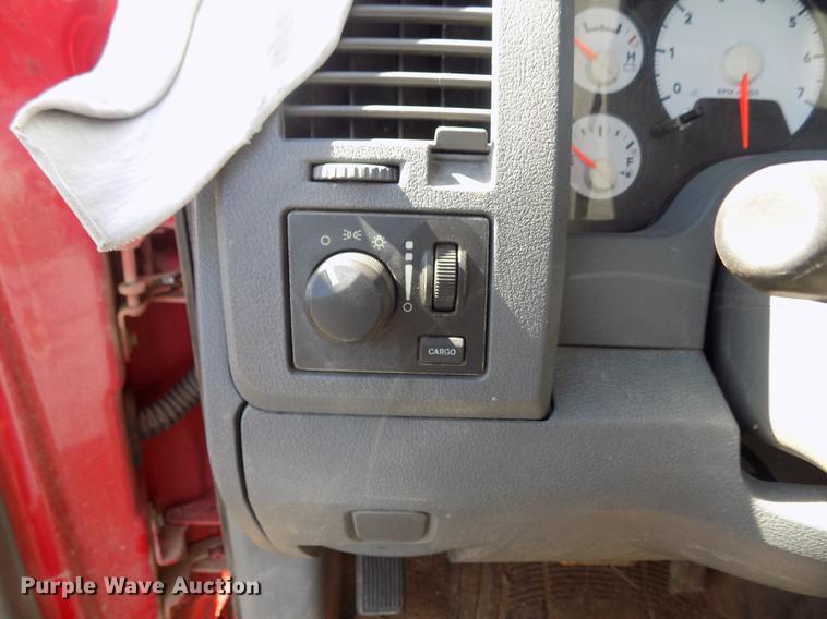 image for item DD5375 2006 Dodge Ram 1500 pickup truck