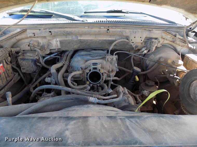 image for item DD5377 2002 Ford F150 pickup truck