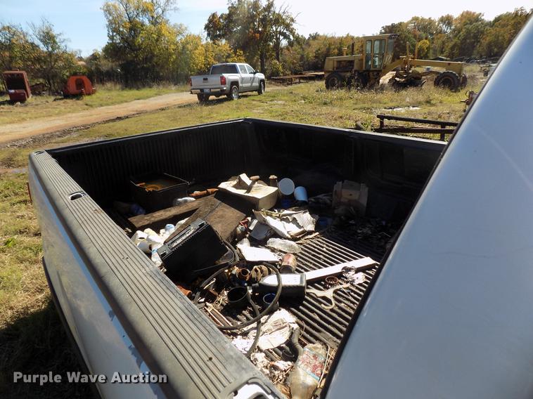 image for item DD5377 2002 Ford F150 pickup truck