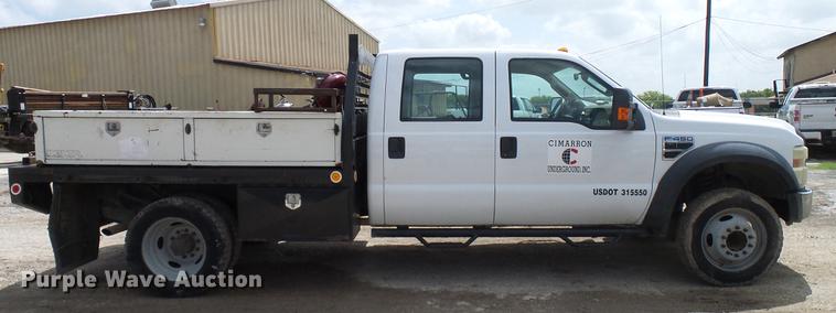 image for item DD8327 2008 Ford F450 Super Duty Crew Cab flatbed truck