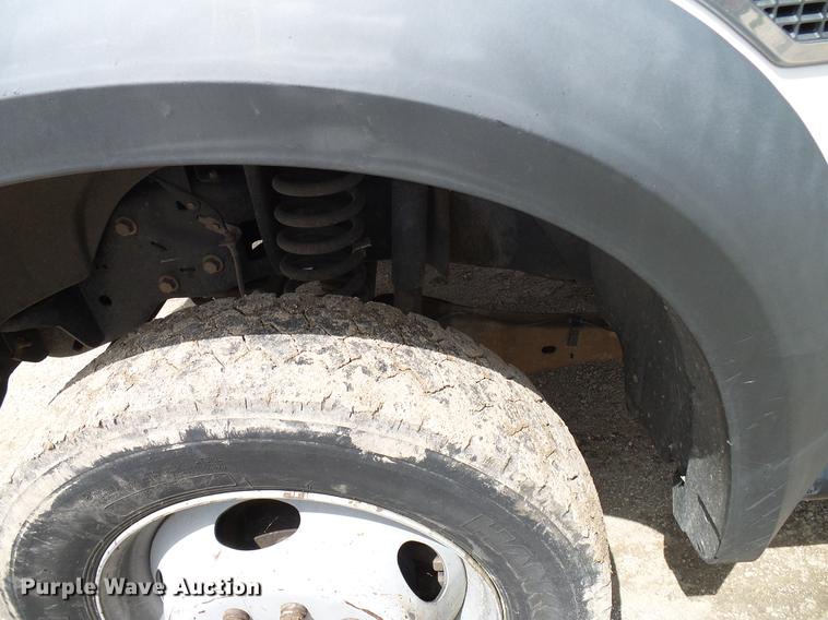 image for item DD8327 2008 Ford F450 Super Duty Crew Cab flatbed truck