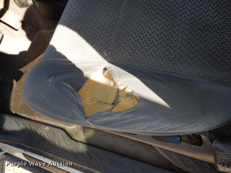 image for item DD8935 2003 Ford F150 XLT SuperCab pickup truck